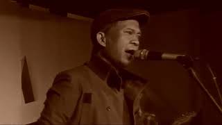 Veskil - Muntahkan Puisi- Live At Rockafella At Angkringan Dago