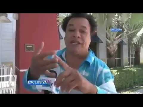 No tengo Twitter, facebook, WhatsApp, solo me tengo yo - Juan Gabriel