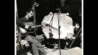 Watch Woody Guthrie Browns Ferry Blues video