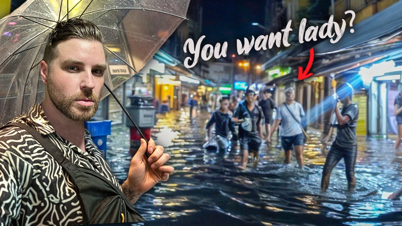 Hanoi is FLOODED: But The Midnight Beer Hunt Must Continue 🇻🇳