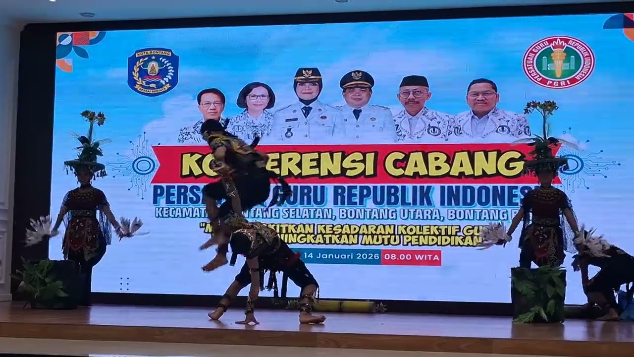 Tari Anggrek Hitam yang dipersembahkan oleh SMPN 7 Bontang