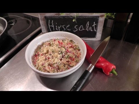 Video: Wie Man Einen Gesunden Mediterranen Salat Zubereitet