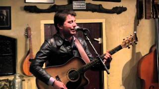 Kiddio ( a Brook Benton song) - Jaimi Faulkner (live at the Amer-Amen 21-10-2011)