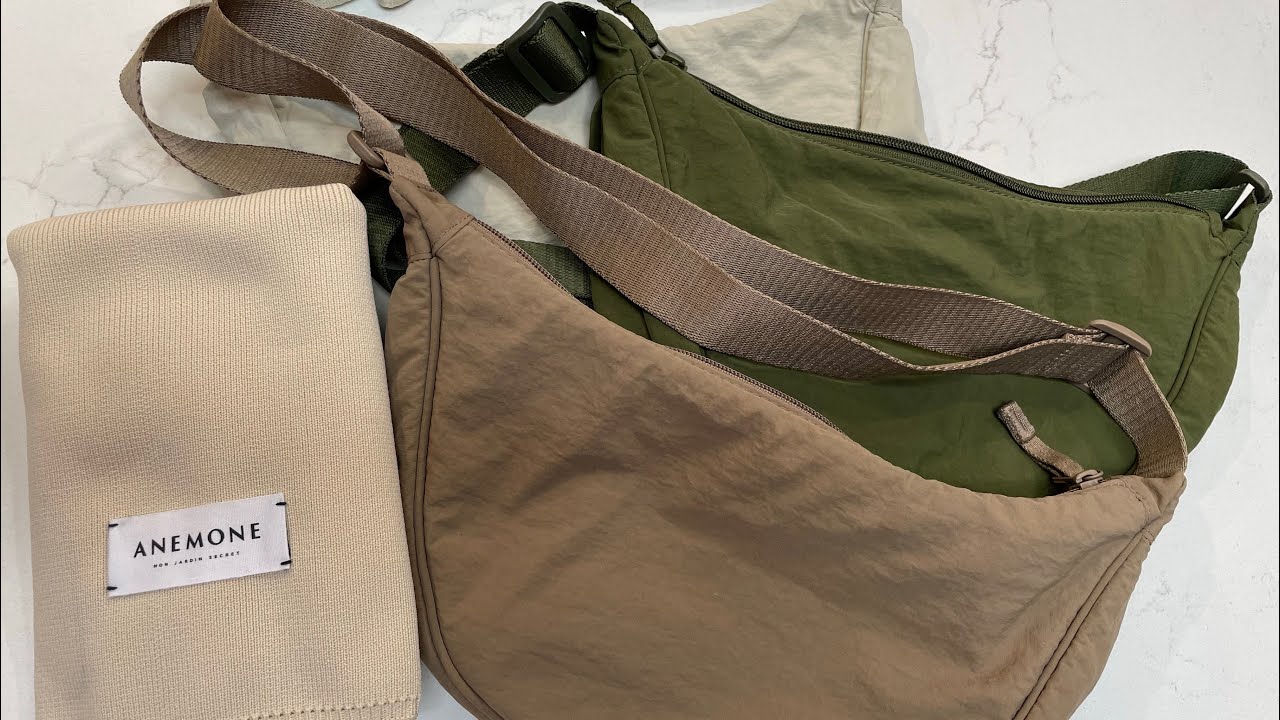 Best value bags purchased in Japan Uniqlo round mini and Anemone