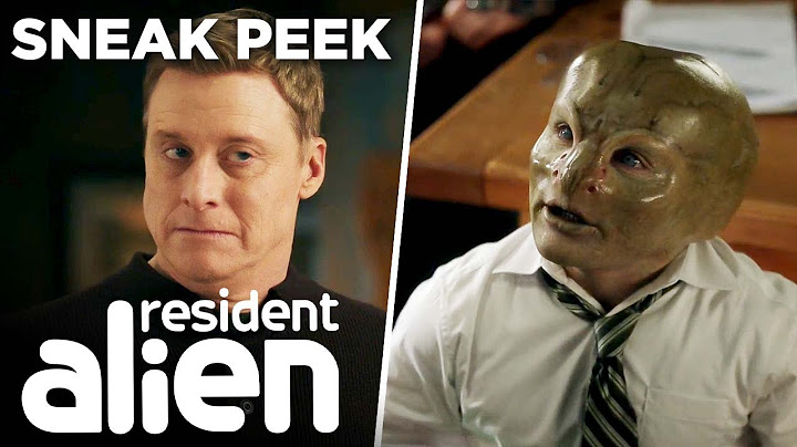 SNEAK PEEK: Harry's Time Travel Technician Tests His Patience | Resident Alien (S4 E3) | USA Network