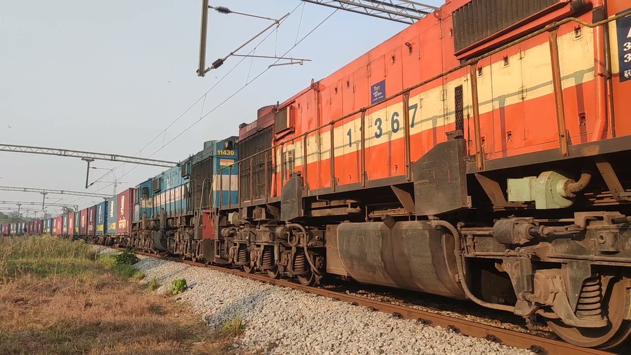 Alco WDG3A twin idling sound..