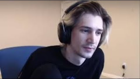 xQc gets emotional about a sad Dono