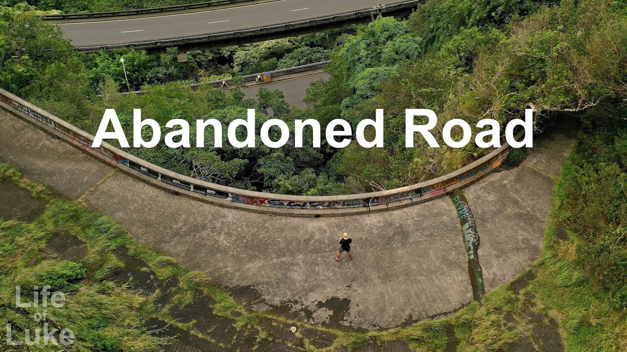 An Abandoned Road: The Old Pali Highway - YouTube