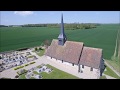 Eglise dans la campagne Normande filmée par un drone