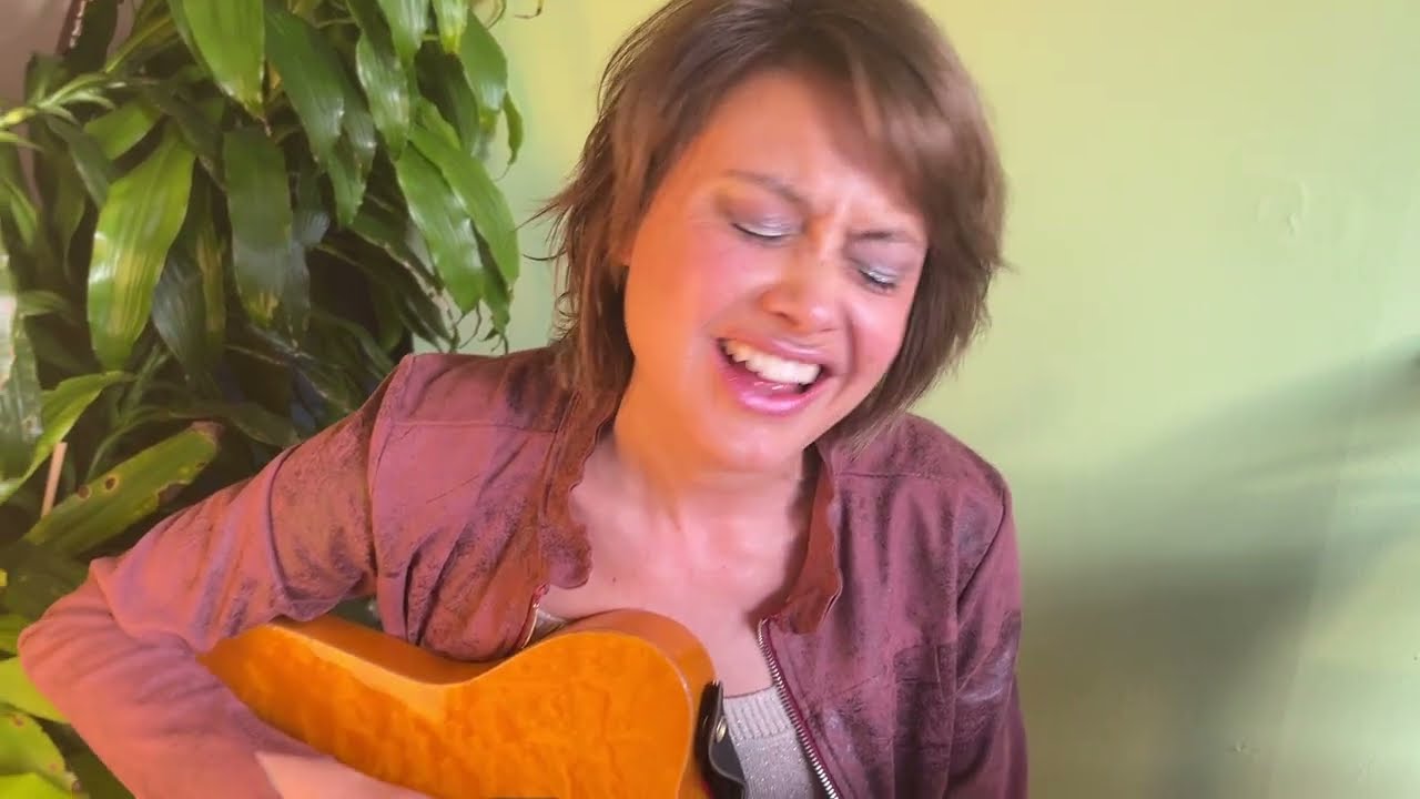 Don't Give Up On Me - Eliane Amherd - Tiny Desk Contest 2026