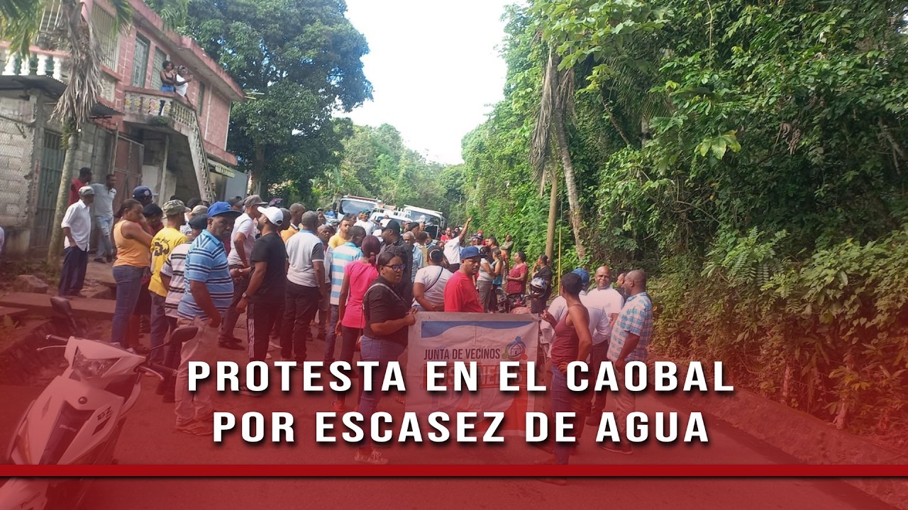 En El Caobal de Villa Altagracia protestan por la falta de agua potable