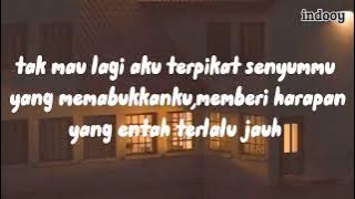 terpikat senyummu(lyrics)-idgitaf