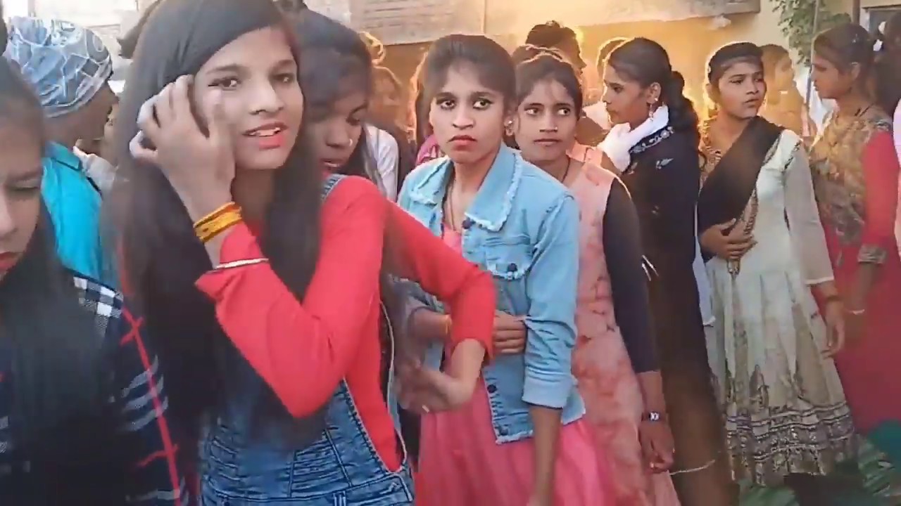 Badlayo jamano chhori navi fashion layo