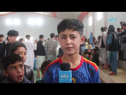 تیم های شهید مزاری و رباط دشت قهرمانان جام فوتسال وحدت معارف در دایکندی شدند