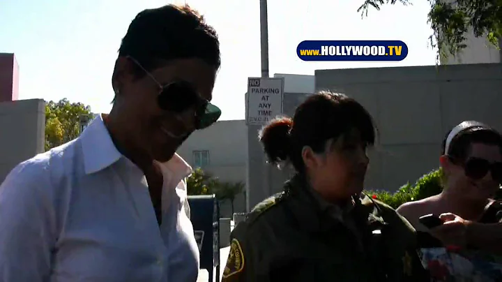Lindsay Lohan's Attorney Shawn Chapman Holley Talk...