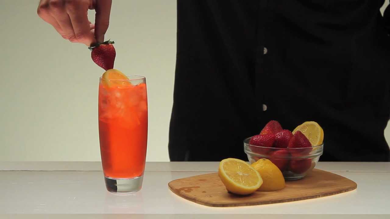 THE MODERN COCKTAIL PRESENTS: THE MODERN STRAWBERRY TEQUILA LEMONADE - YouTube