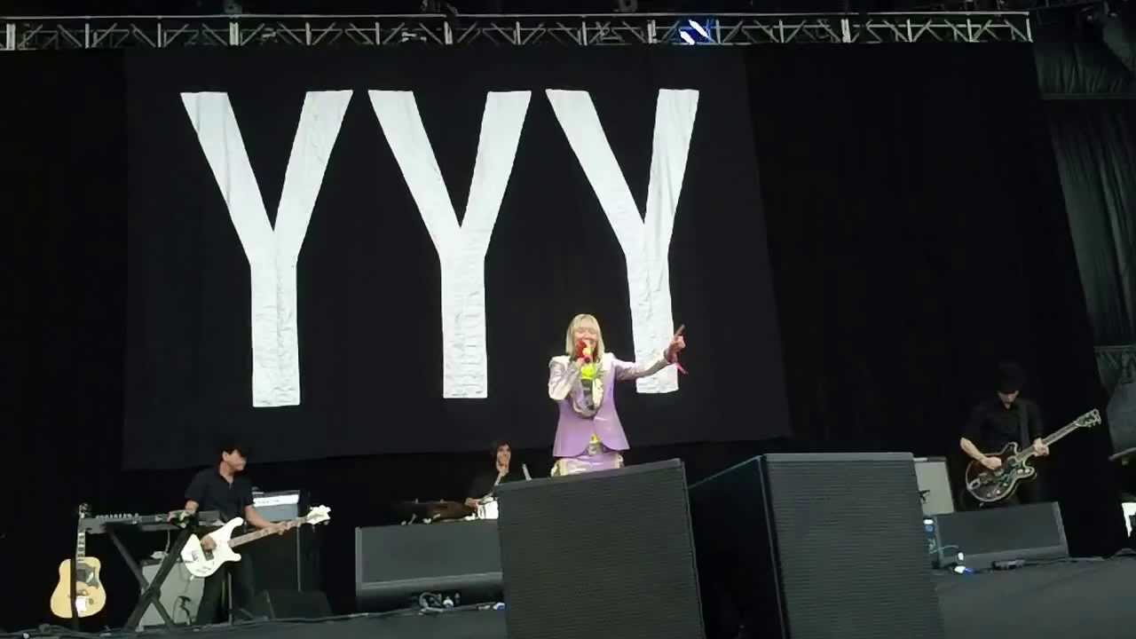 Yeah Yeah Yeahs - Soft Shock - Live in San Francisco, Outside Lands