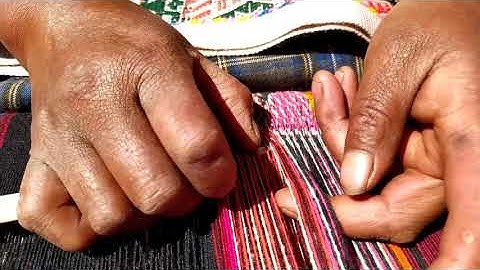 Fair Trade Cusco - Andean weaving demonstration