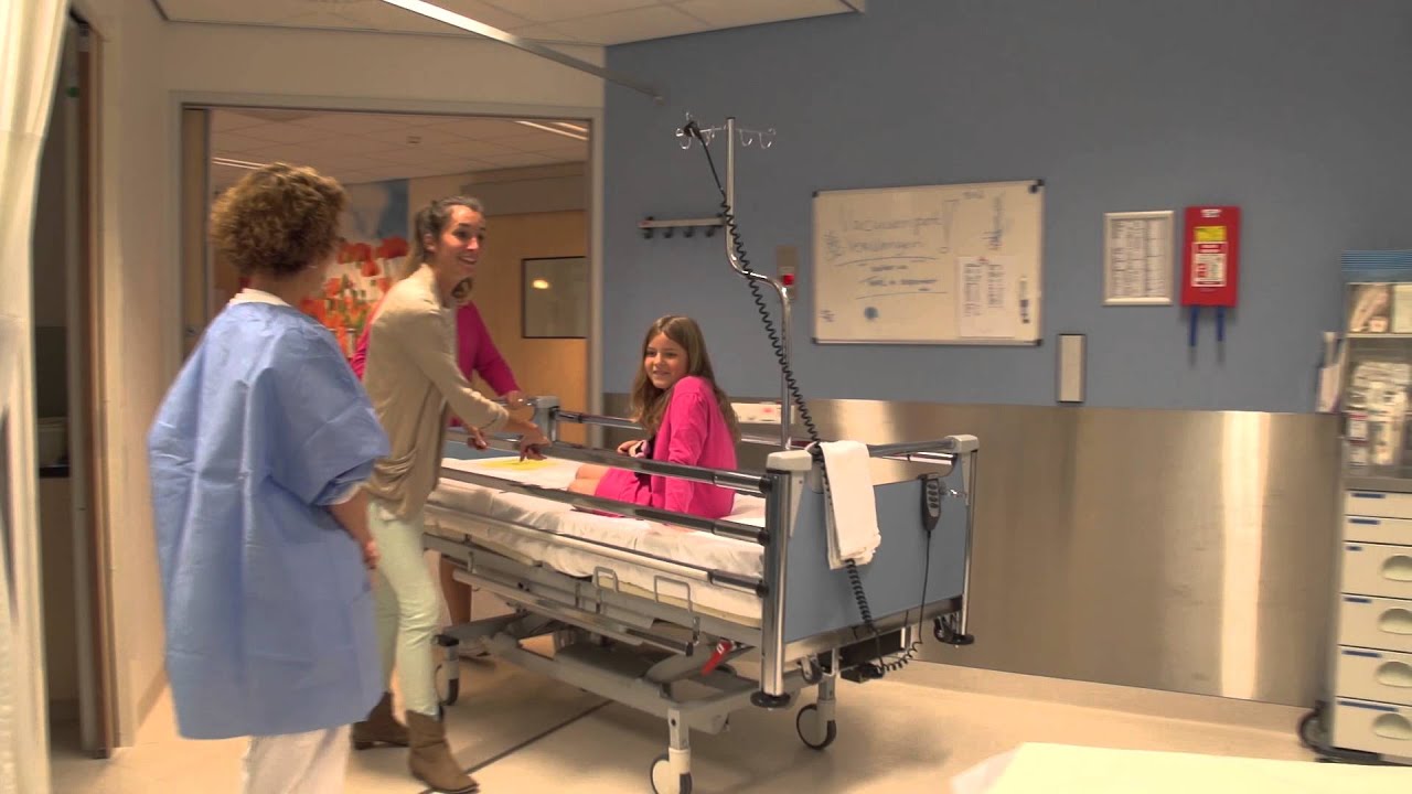 Amandelen knippen in het Tweesteden ziekenhuis KNO