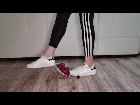 Crush strawberries with my Adidas Stan Smith #SOFIAARMAZZI