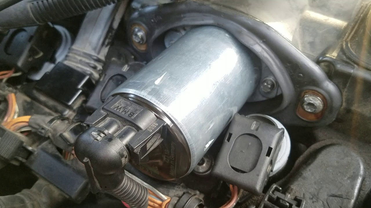 VVT Actuator squeak 2008 BMW 328i YouTube