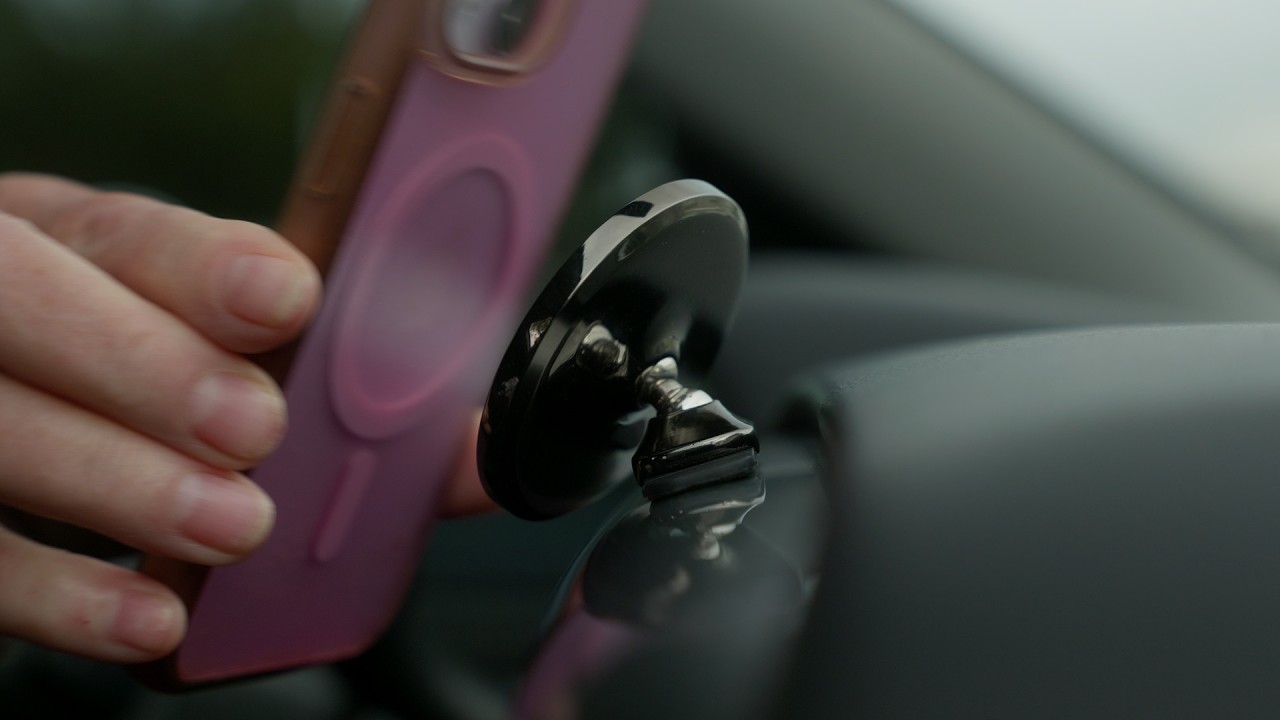 Is THIS the MAGSAFE you were looking for? | Mobnetic SLIM