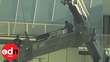 Shocking footage shows window washers rescued from scaffold in Oklahoma