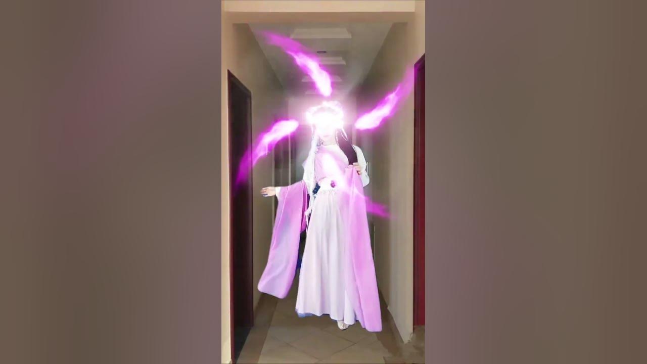the-new-generation-of-the-new-white-lady-in-ancient-costume-just