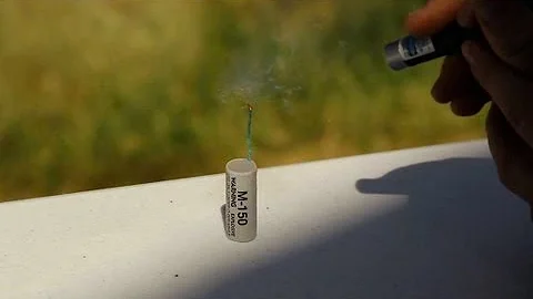 How to EASILY hack a $5 laser pointer to burn