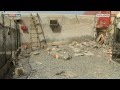 هرمز المقابر في باحات المنازل في كمزار 