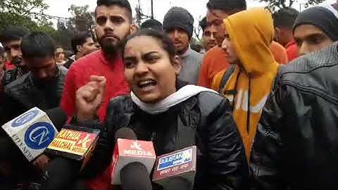 Students of Govt Degree College Kathua stages protest in front of GDC blocked College road #Kathua