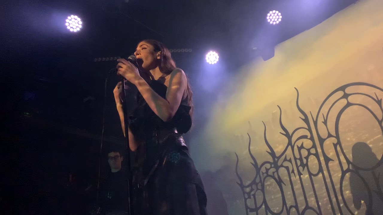 caroline-polachek-parachute-youtube