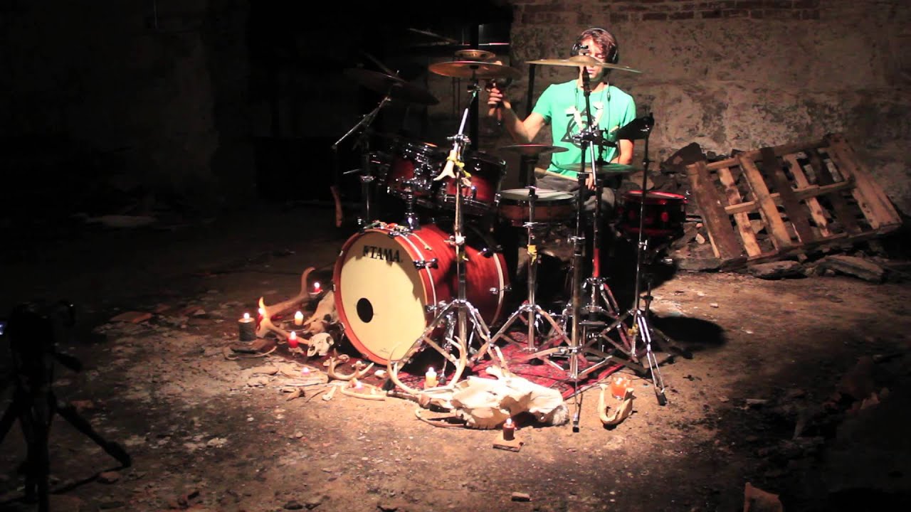 Rory Dolan (of lespecial) Performs "First Antler" (Supersillyus "Antler Shrugged" Remix)
