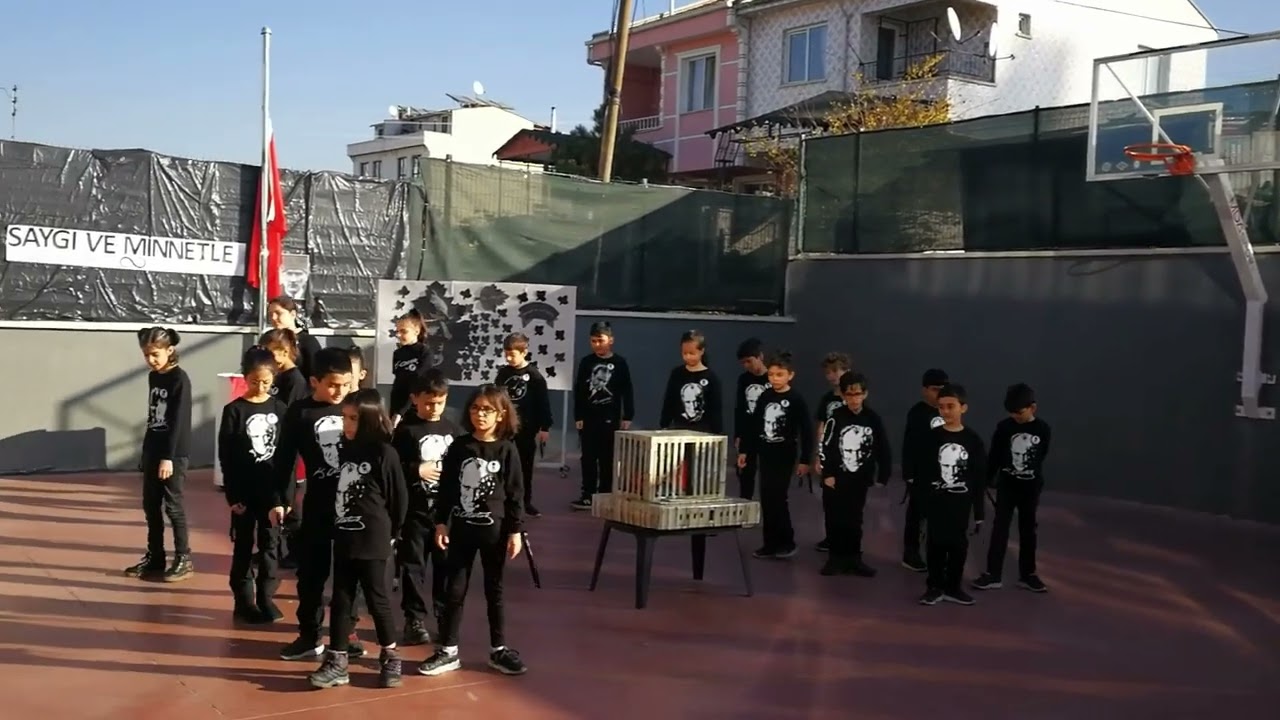 10 Kasım - Yiğidim Aslanım Gösteri - Mat Pi Koleji 2 A ve 4 A Sınıfı