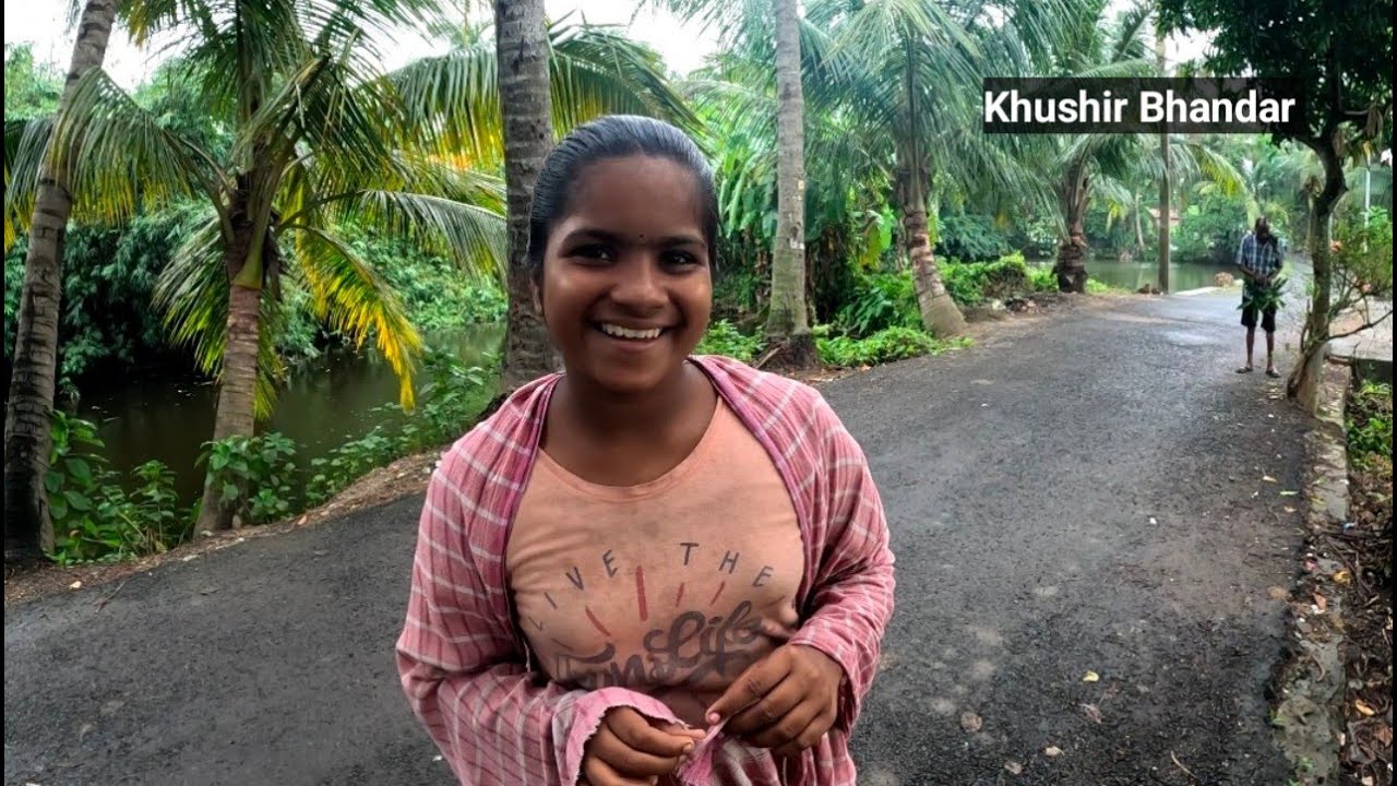 ১২ বছরের আকাশীর জীবন এখন নিরুপায়।