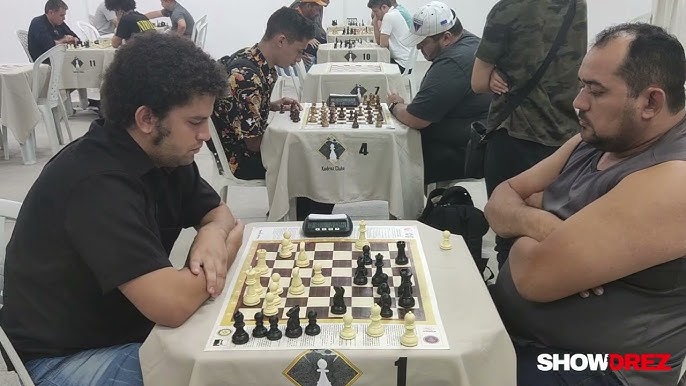 Fabiano Caruana x Praggnanandhaa: O Duelo Épico na Semifinal da Copa do  Mundo de Xadrez 2023 