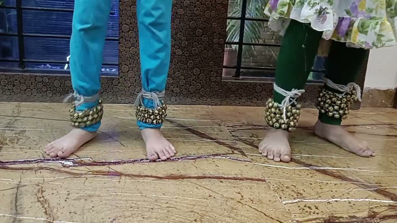 Ranjhna dance footwork by ishna and akshata