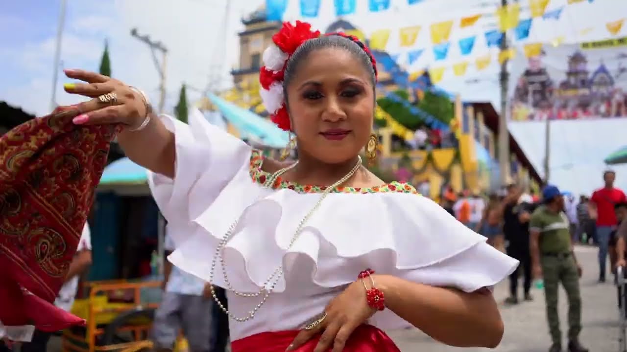 Sones Con Sabor A Mi Tierra · Maik y Su Musical Sonora