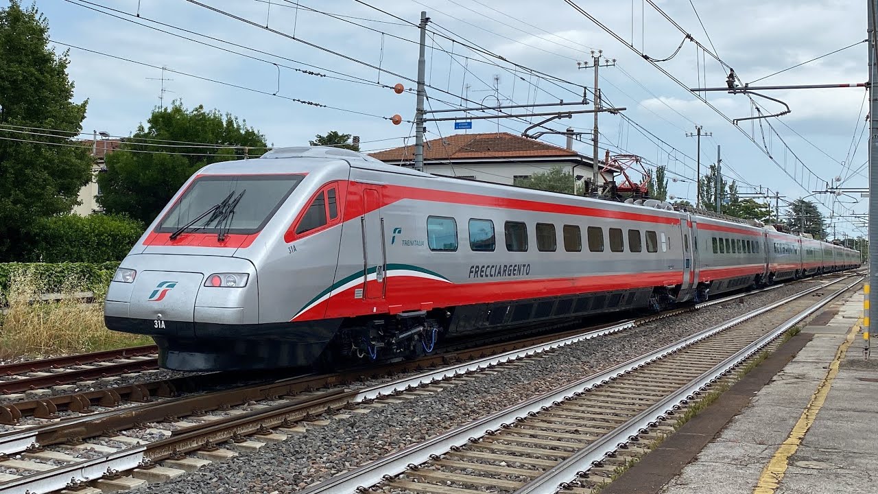 TRENI VELOCI in transito tra le stazioni di CASTELBOLOGNESE E IMOLA!