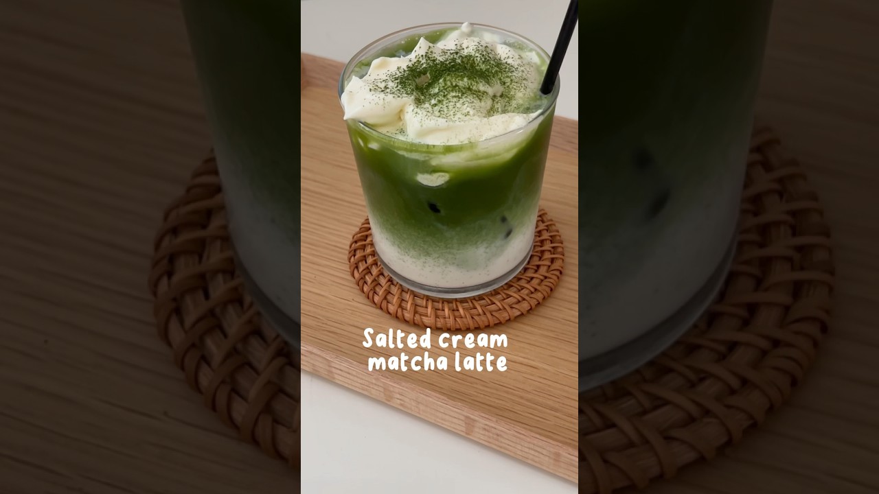 Salted cream matcha latte 🍵 