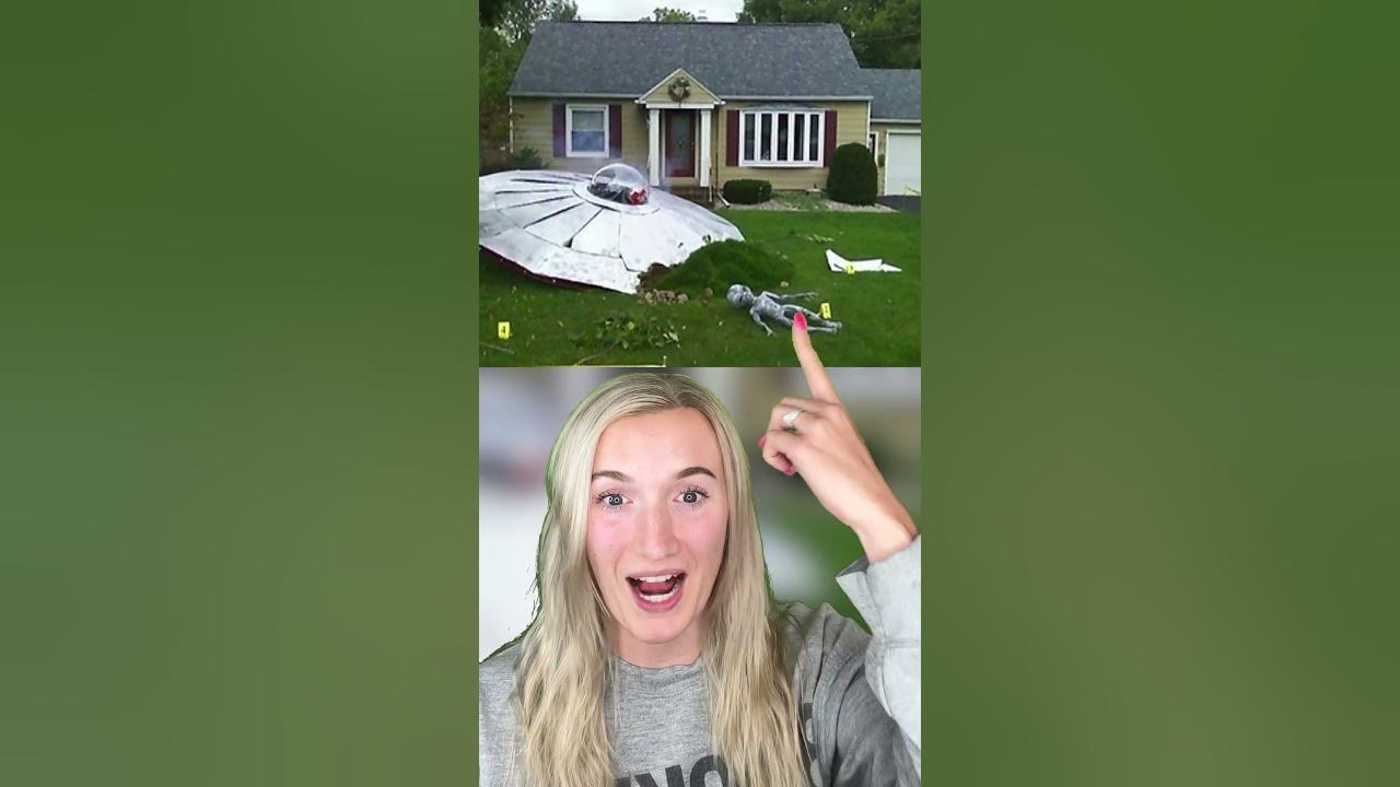 THE BEST HALLOWEEN HOUSES!🎃