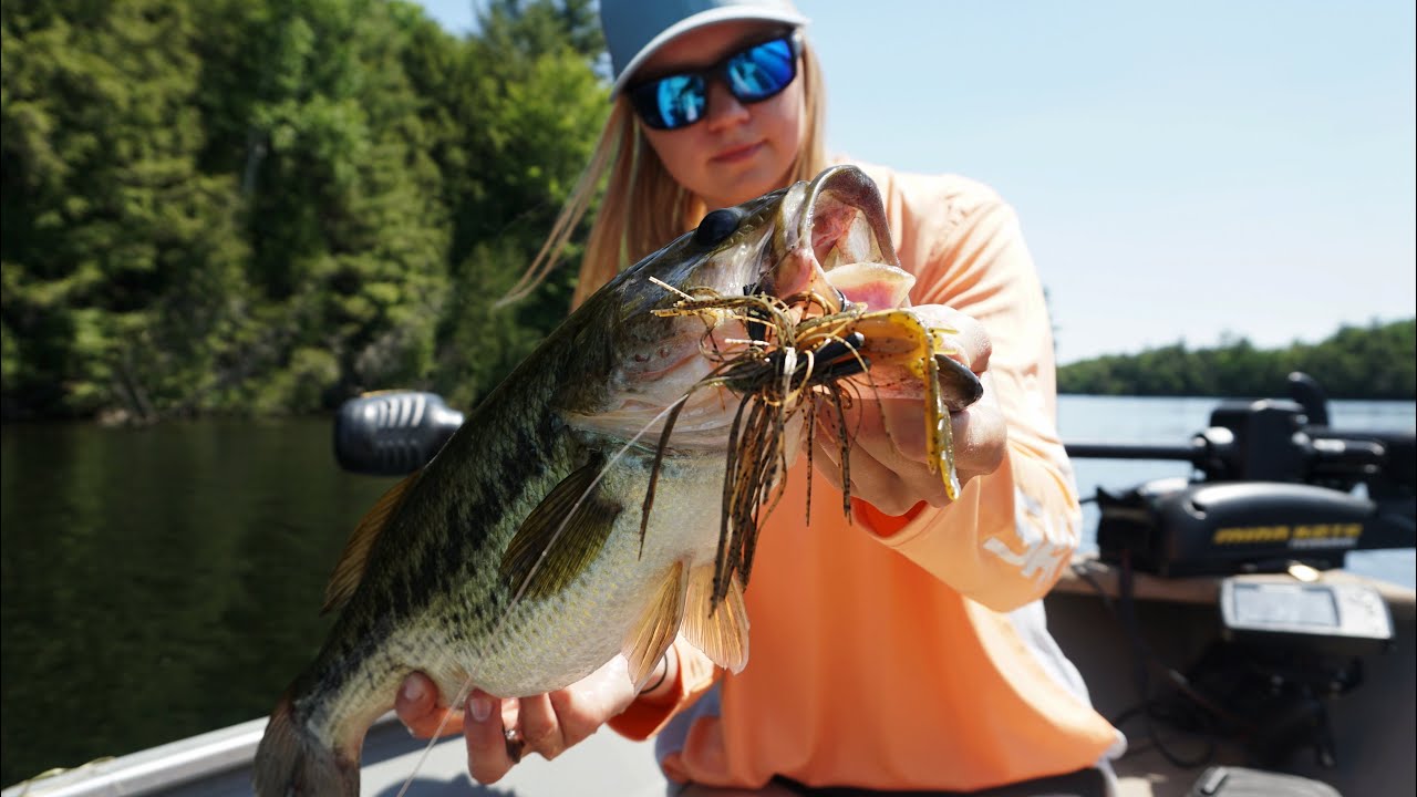 The JIG Bite is FIRE! Super Shallow Bass!