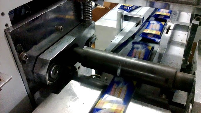 High-speed Wrapping Machine with Candy Feeding System SCP-1000 by