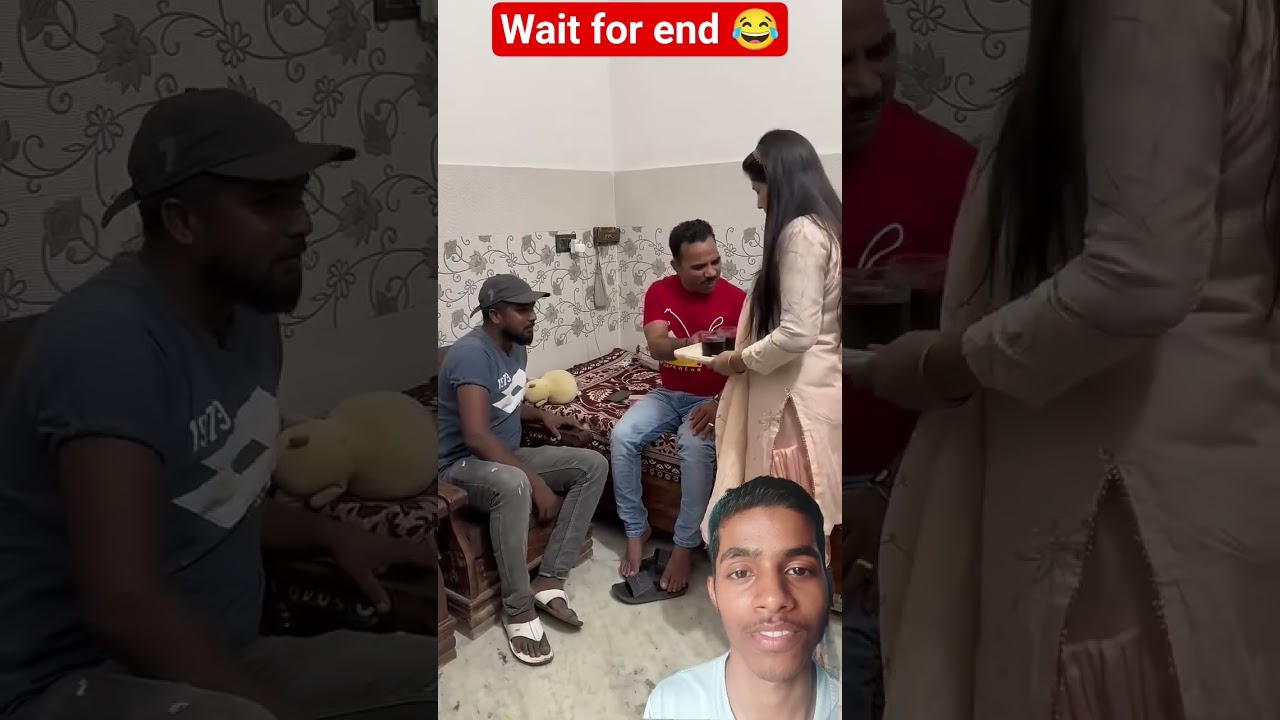 “😱 Hero Duck Saves His Cat Friend! 🐥❤️ Must-See Rescue Moment”