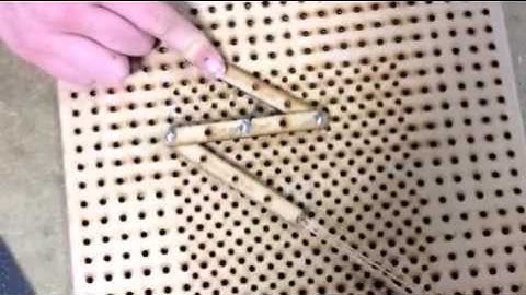 Reverse-motion linkage