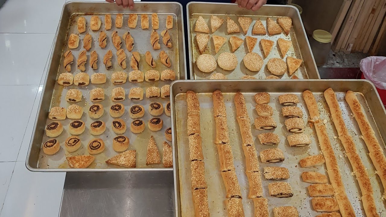 سر المنين بالعجوة والملبن الناعم(كعب الغزال_والمثلثات_ والنبوت)😋٧اشكال بكيلو دقيق 😋تشكيلات العيد❤