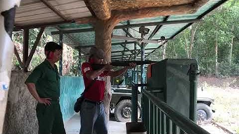Chu Chi Tunnel : shooting range (trying out rifle during the Vietnam War)