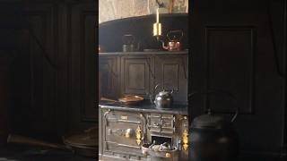 1700s kitchen aesthetic🏺🫙🍶🍗🍖🫜🥬🥦🍒