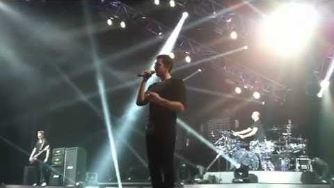 Example - Change The Way You Kiss Me