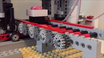 Building a large Lego container warehouse, by Sioux.NET on Track